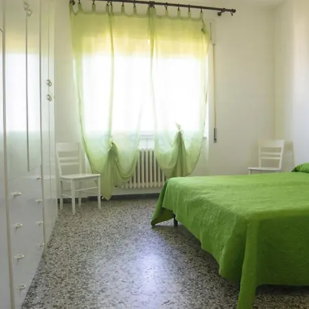 Italia Apartman Follonica